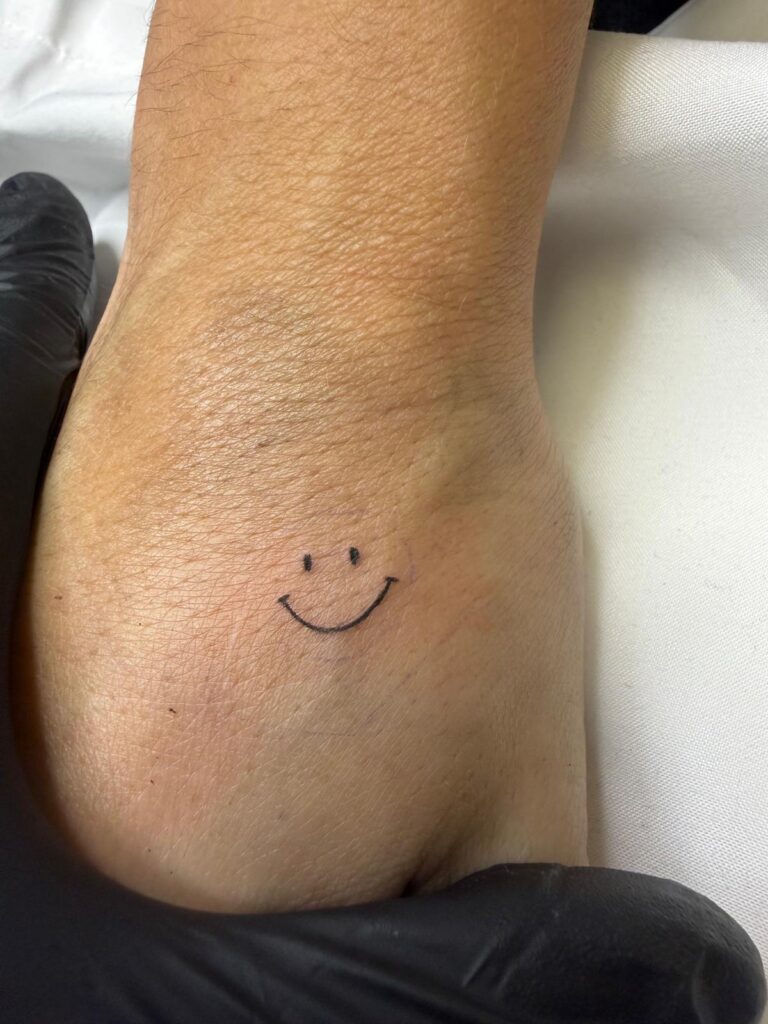 chiquitattoo_mano_mostoles_lagataparda