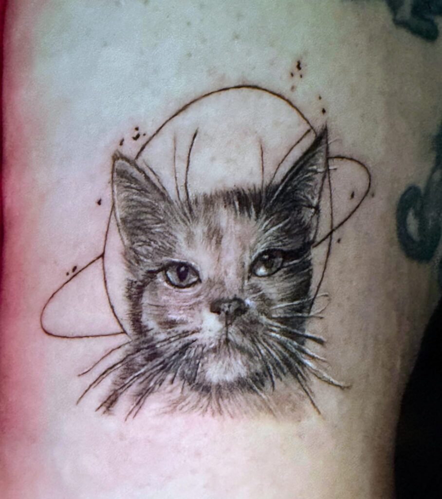 tatuaje_microrealismo_gato_animales_mascotas_mostoles_lagatapardatattoo
